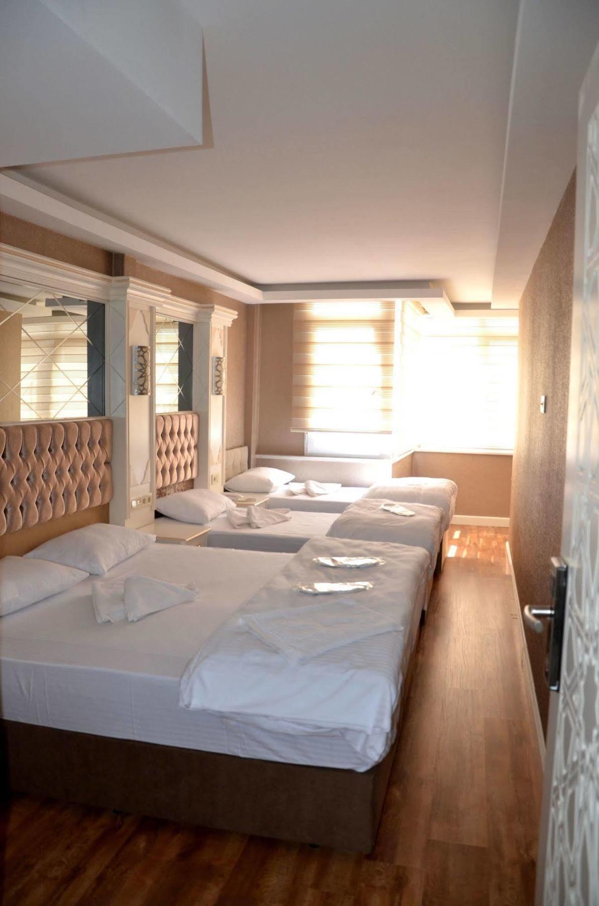 Sun Comfort Hotel Istanbul Bagian luar foto